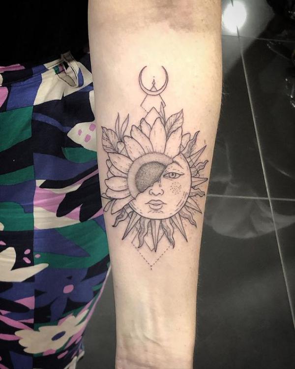 180 Inspirational Sunflower Tattoos with Meaning