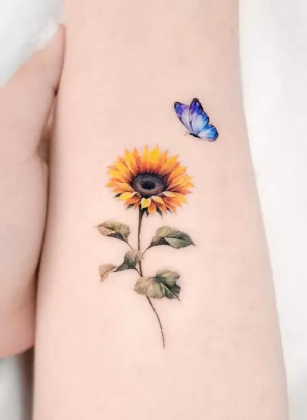 180 Inspirational Sunflower Tattoos with Meaning