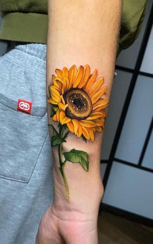 180 Inspirational Sunflower Tattoos with Meaning
