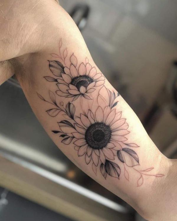 180 Inspirational Sunflower Tattoos with Meaning