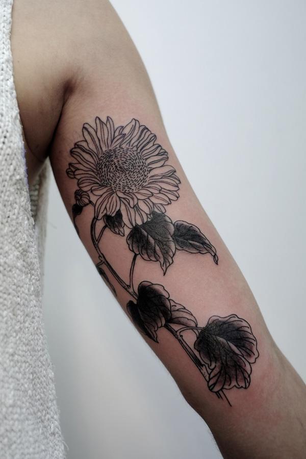 180 Inspirational Sunflower Tattoos with Meaning
