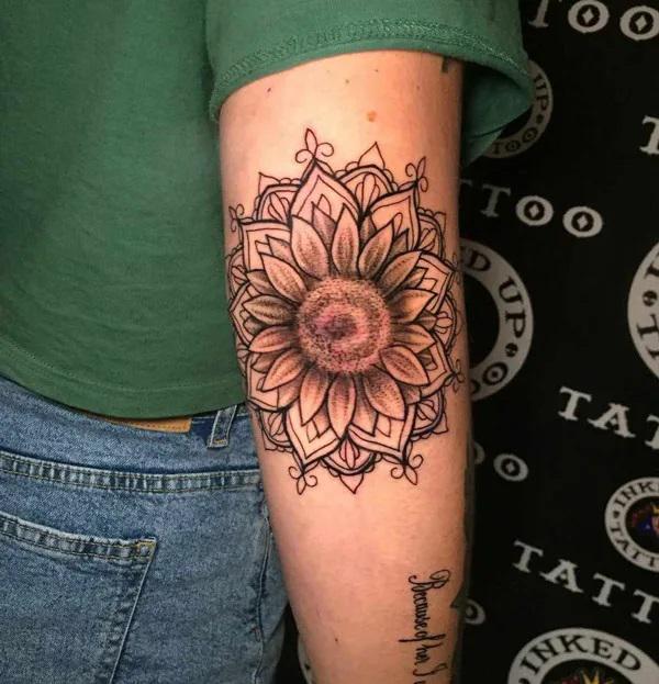 180 Inspirational Sunflower Tattoos with Meaning