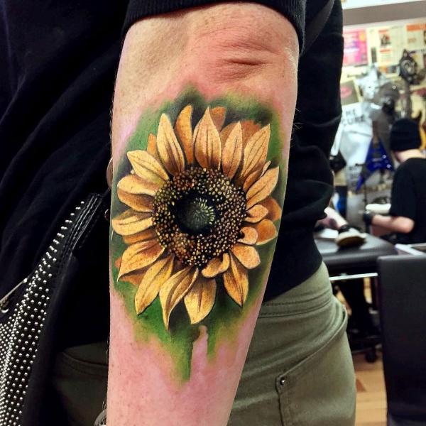 180 Inspirational Sunflower Tattoos with Meaning