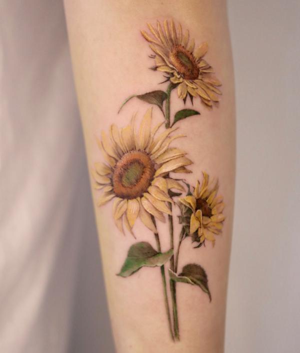 180 Inspirational Sunflower Tattoos with Meaning