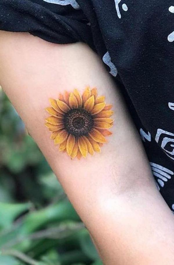 180 Inspirational Sunflower Tattoos with Meaning