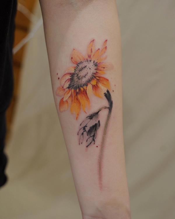 180 Inspirational Sunflower Tattoos with Meaning