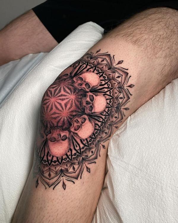 85 Knee Tattoo: Designs and Styles