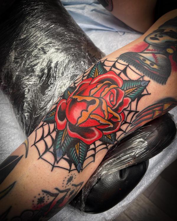 85 Knee Tattoo: Designs and Styles