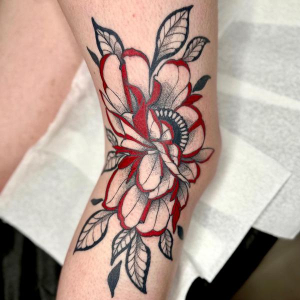 85 Knee Tattoo: Designs and Styles