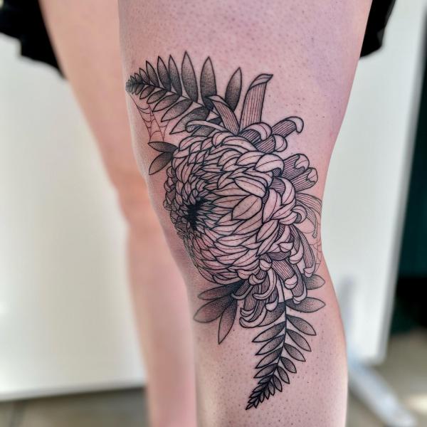 85 Knee Tattoo: Designs and Styles