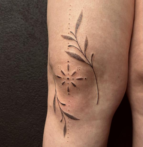 85 Knee Tattoo: Designs and Styles