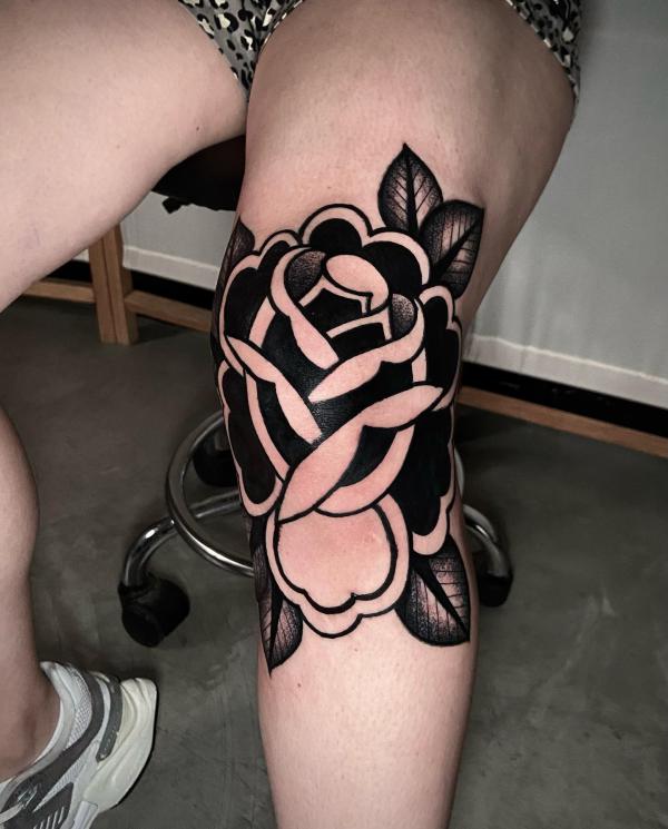 85 Knee Tattoo: Designs and Styles