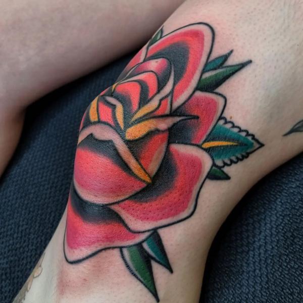 85 Knee Tattoo: Designs and Styles