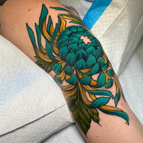 85 Knee Tattoo: Designs and Styles