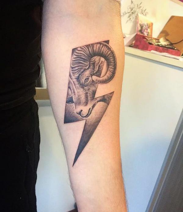 Lightning Bolt Tattoo: Meaning and Designs