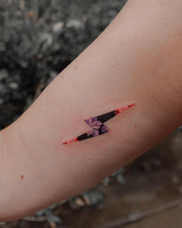 Lightning Bolt Tattoo: Meaning and Designs