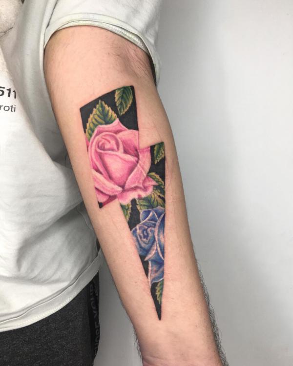 Lightning Bolt Tattoo: Meaning and Designs