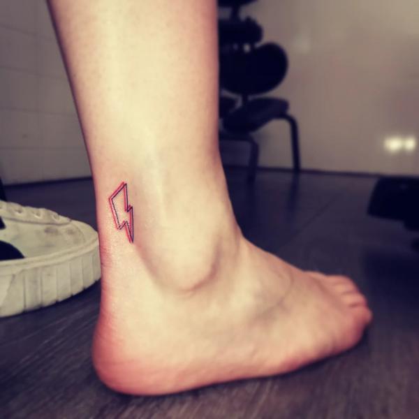 Lightning Bolt Tattoo: Meaning and Designs
