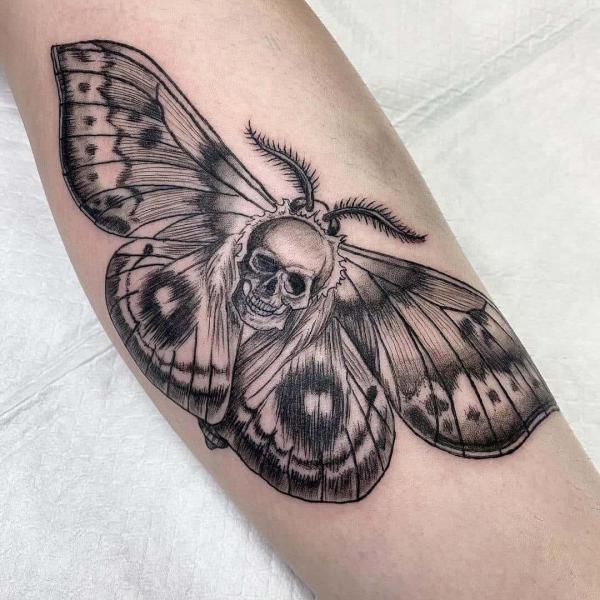 50+ Death Moth Tattoo Designs with Meanings