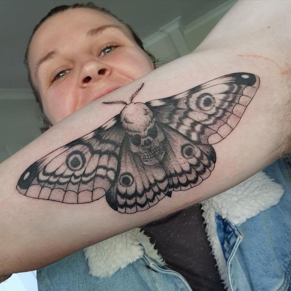 50+ Death Moth Tattoo Designs with Meanings