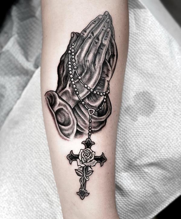 50+ Rose Hand Tattoo Designs with Meanings