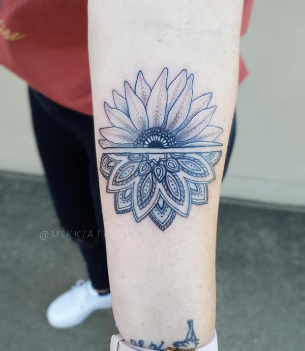 120 Daisy Tattoo Designs with Meanings