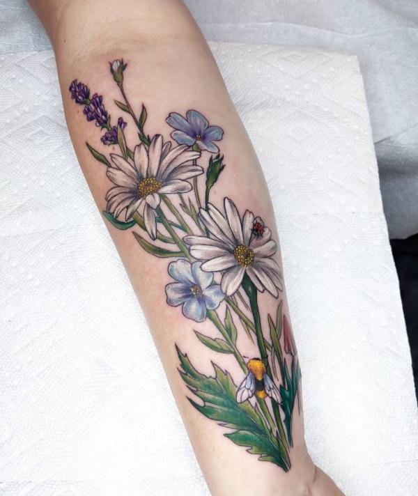 120 Daisy Tattoo Designs with Meanings