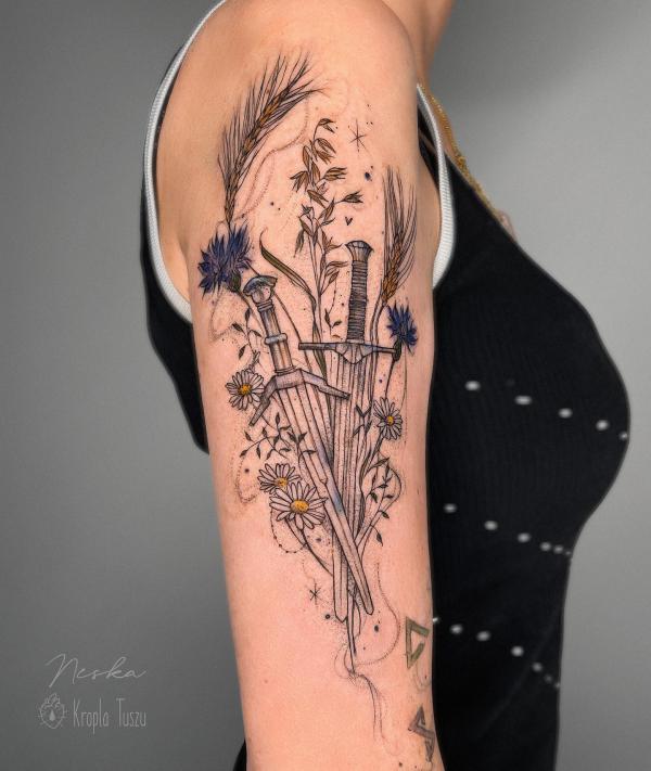 120 Daisy Tattoo Designs with Meanings