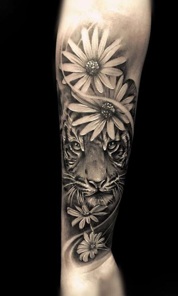 120 Daisy Tattoo Designs with Meanings