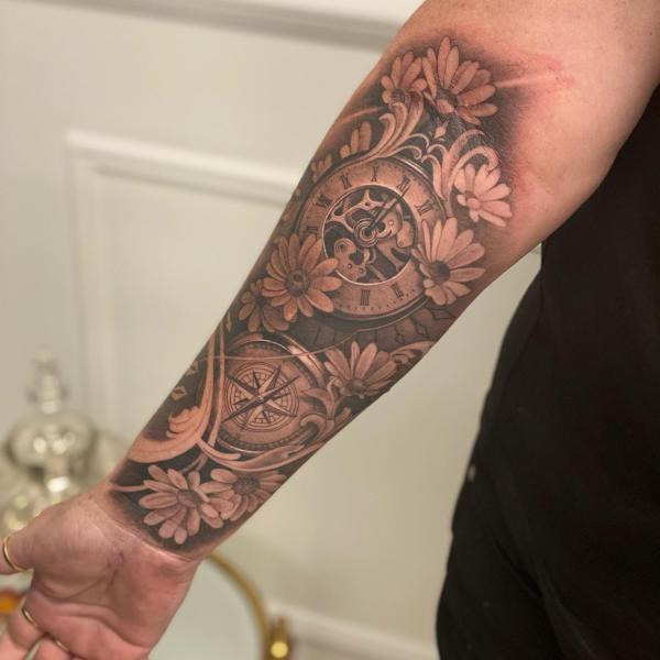120 Daisy Tattoo Designs with Meanings