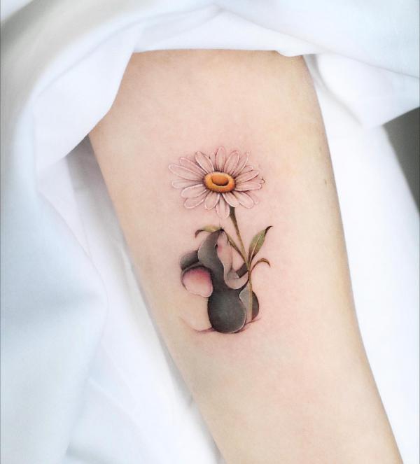 120 Daisy Tattoo Designs with Meanings