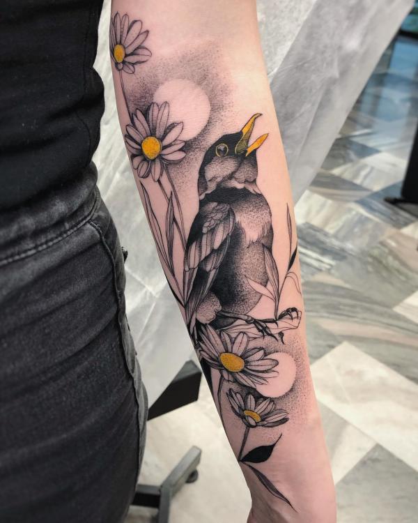 120 Daisy Tattoo Designs with Meanings