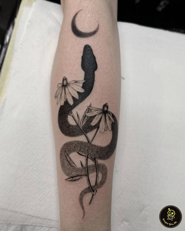 120 Daisy Tattoo Designs with Meanings