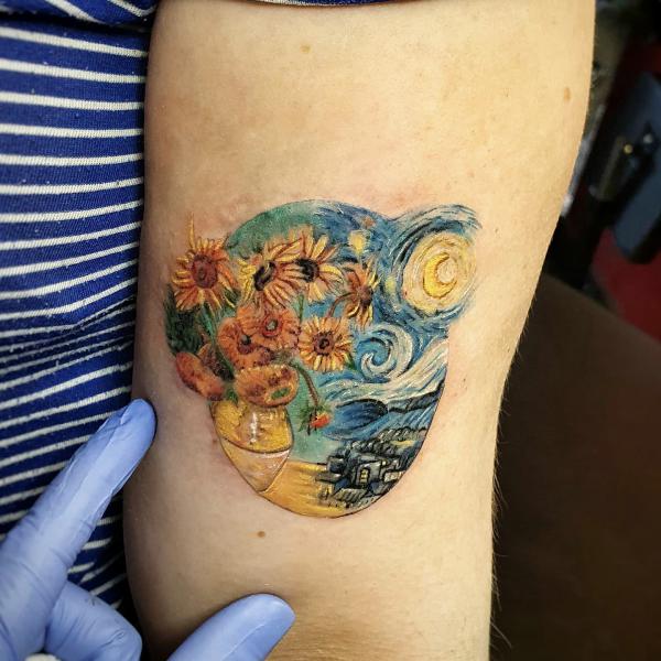 40 Glittering Starry Night Tattoo Designs