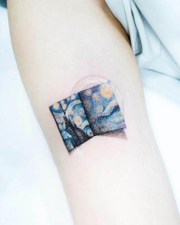40 Glittering Starry Night Tattoo Designs