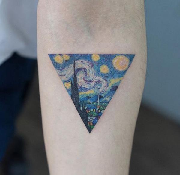 40 Glittering Starry Night Tattoo Designs