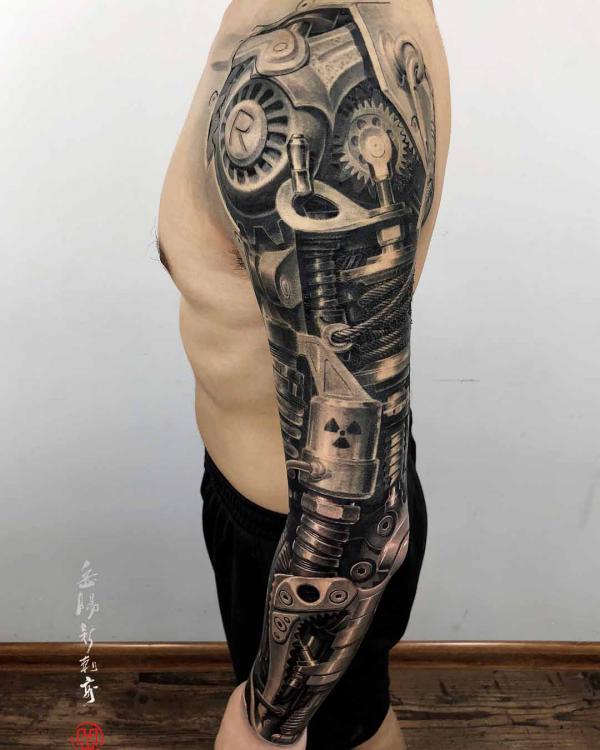 40 Mechanical Tattoos: The Fusion of Art and Technology