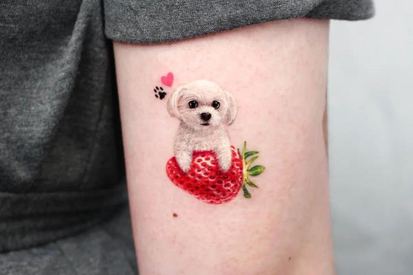 Strawberry Tattoo: Artistic Blend of Beauty and Meaning