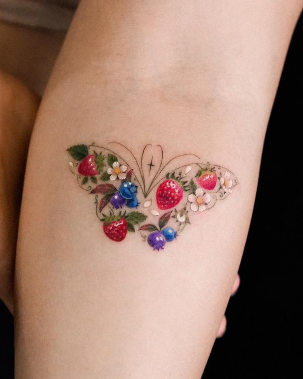 Strawberry Tattoo: Artistic Blend of Beauty and Meaning