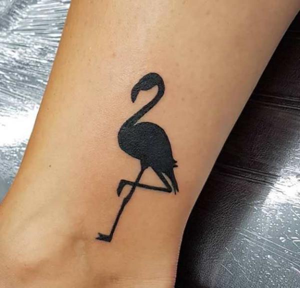 Flamingo Tattoos: A Dive into Their Meaning and Design