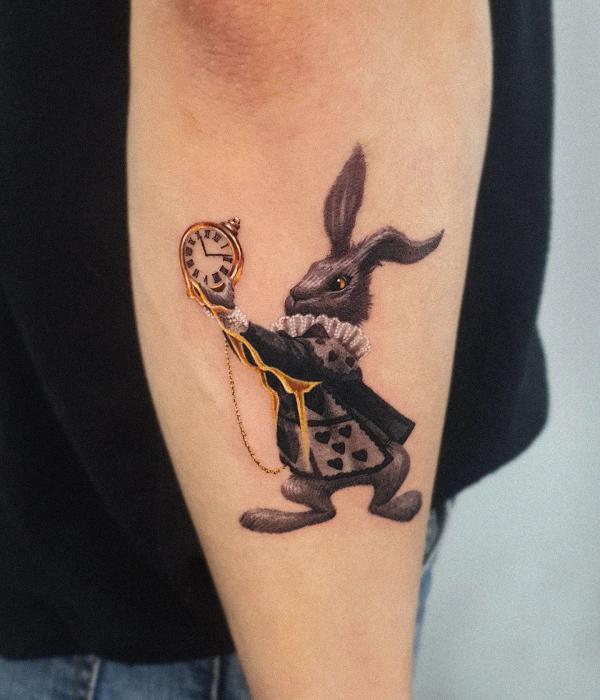 Alice in Wonderland Tattoos: A Dive into the Rabbit Hole