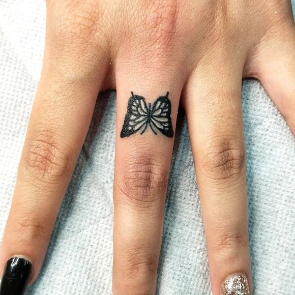 120 Cute Finger Tattoo Ideas for Your Inspiration