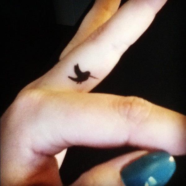 120 Cute Finger Tattoo Ideas for Your Inspiration