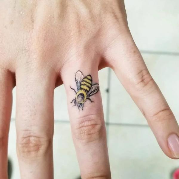 120 Cute Finger Tattoo Ideas for Your Inspiration