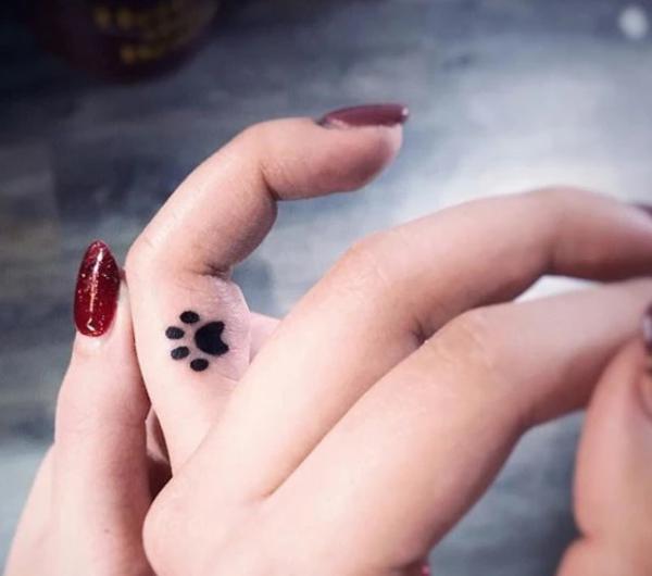 120 Cute Finger Tattoo Ideas for Your Inspiration