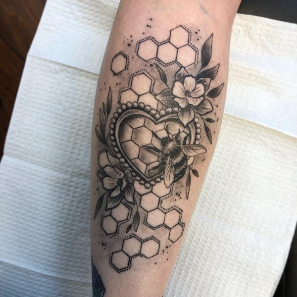 50 Honeycomb tattoo Designs with Meaning