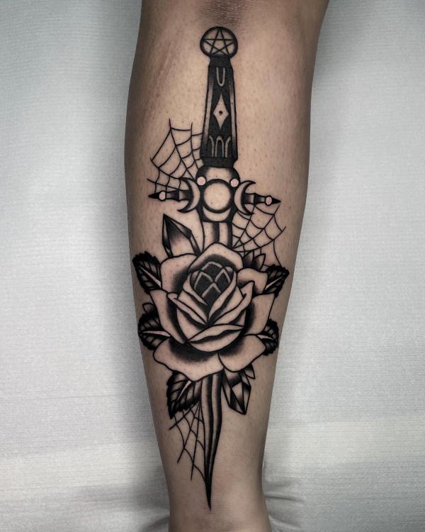 50 Black and White American Traditional Tattoo Designs