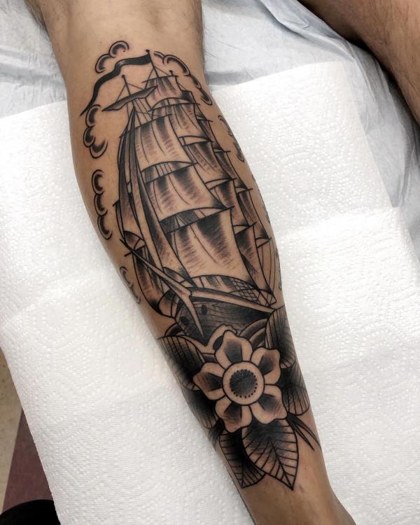 50 Black and White American Traditional Tattoo Designs