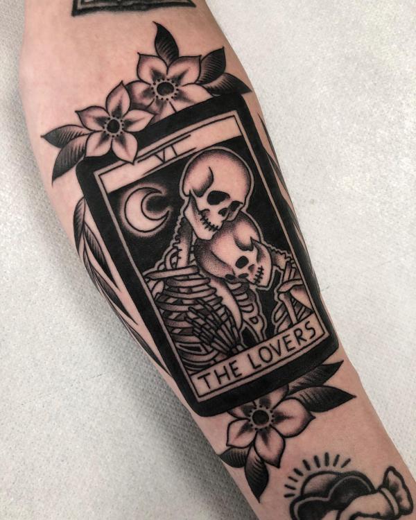 50 Black and White American Traditional Tattoo Designs