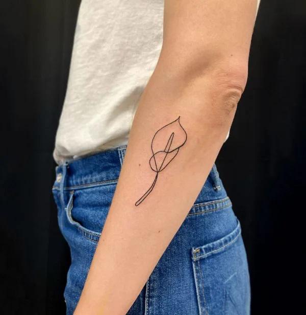 40 Calla Lily Tattoo Designs with Meaning